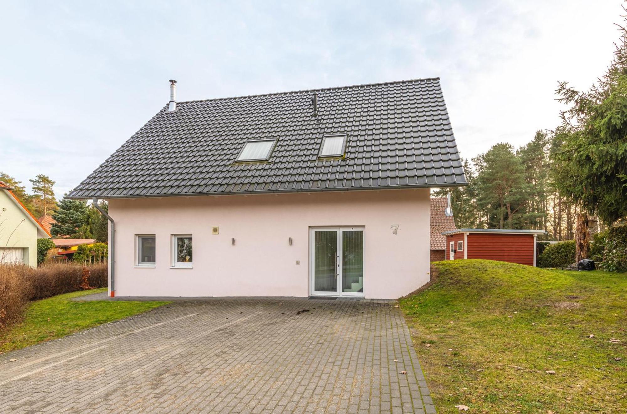 Ferienhaus Daniela Mit Terrasse Und Garten Silz  Exterior photo